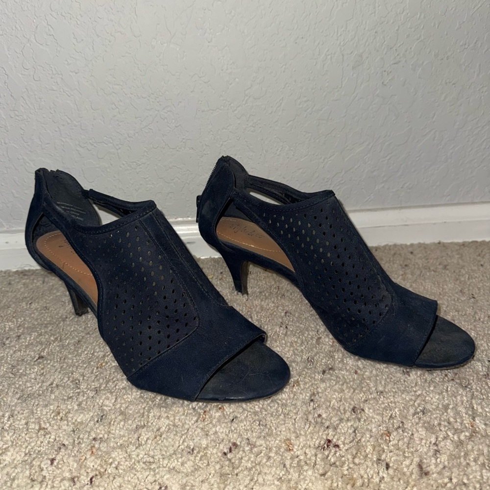 Style & Co. heels